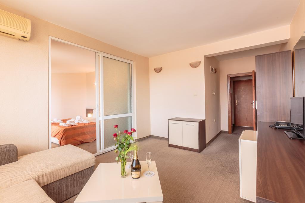 Flagman Hotel 索佐波尔 外观 照片