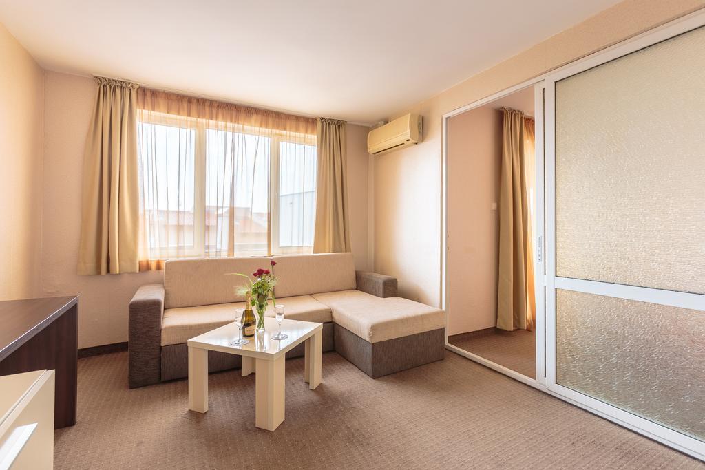 Flagman Hotel 索佐波尔 外观 照片