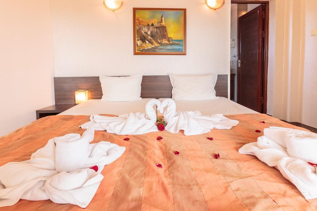 Flagman Hotel 索佐波尔 外观 照片