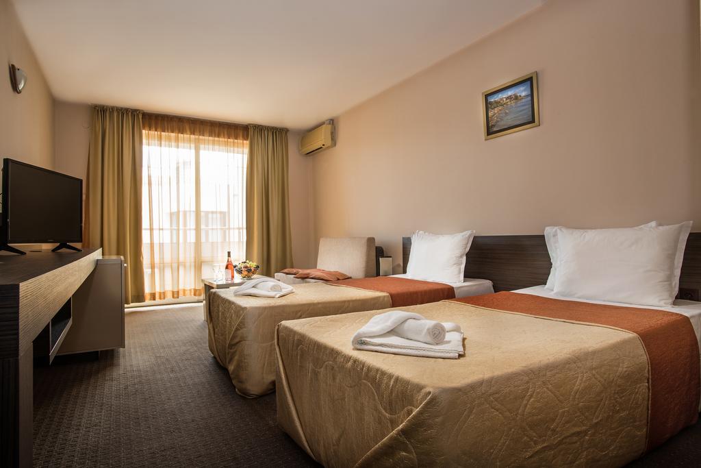 Flagman Hotel 索佐波尔 外观 照片